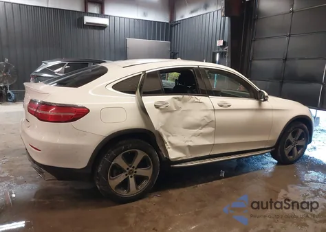 2018 Mercedes-Benz Glc 300 Coupe 4Matic z USA, uszkodzony, nr VIN WDC0J4KB1JF403898